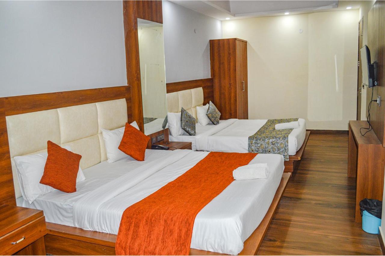 Fabhotel The Golf Inn Noida Eksteriør billede